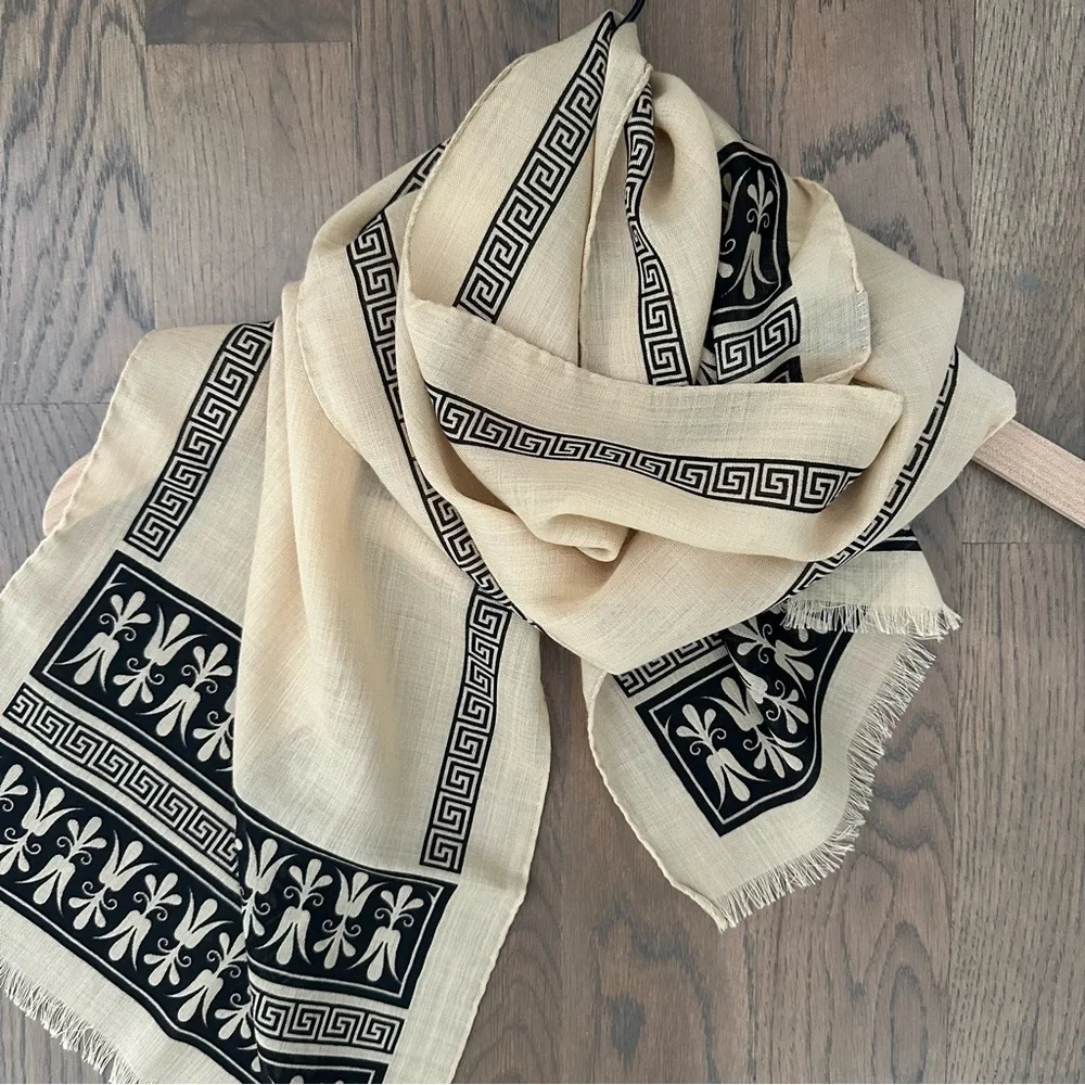 NWT The British Museum London Greek Revival Scarf in Stone and Black 13